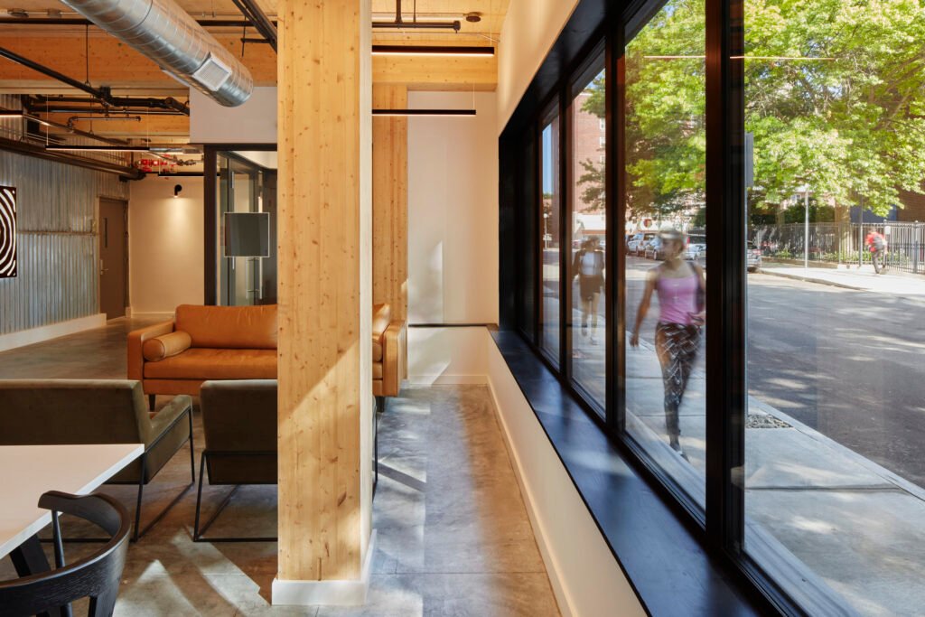 11 E Lenox Interior 03